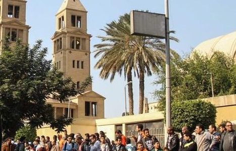 مصر… 3 قصص حزينة بعد التفجير من داخل “قاعة الدم” بكنيسة البطرسية