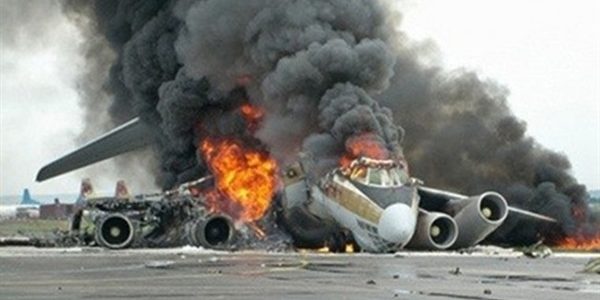 تحطم طائرة ركاب باكستانية على متنها 47 راكبا