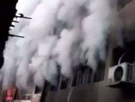 السيطرة على حريق مصنع “كريستال عصفور” شبرا دون خسائر بشرية