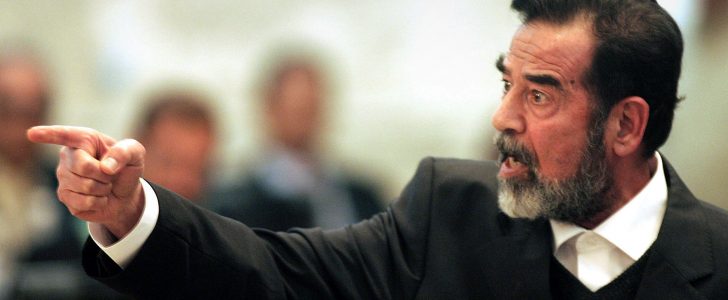 “ديلي ميل” تكشف بعض المشاهد من أول استجواب للرئيس العراقي السابق صدام حسين